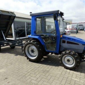 TRACTEUR AGRICOLE ISEKI 3030 ALLRAD