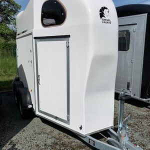 van 1.5 serie white line