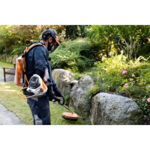 débroussailleuse à batterie stihl fsa 130 r avec poignée ronde